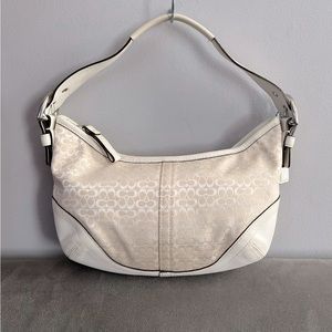 AUTHENTIC COACH Soho Shoulder Bag in Mini Signature Canvas - White/Ivory/Silver